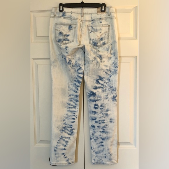 Calvin Klein Jeans. Tie dye, mid-rise, skinny jeans. Worn once. Size 30/10. $40 - Picture 2 of 3